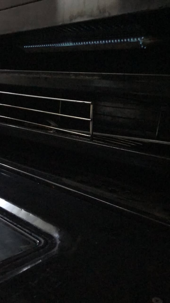 سلام عليكم طباخ 5 عيون تركي نظافه 95‎%‎ السعره 150 للأستفسار *********** مكاني بغداد الجديدة
