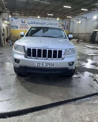 جيب لاريدو موديل 2012  كلين كفالة من صبغ ولبارد سونار موجود  السعر 165...