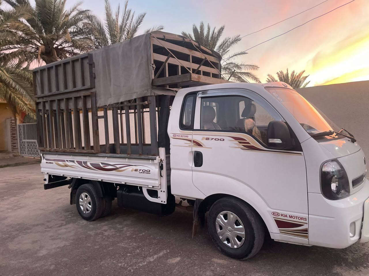 للبيع كيا موديل 2020 رقم الانبار الدولي// الجديد مكفولة كفاله عامه كير محرك شاصي// اكسن كله كفاله تبريد شغال محجر وچادر// دوشمه.جديده دعاميه خلفيه اماميه كامله// مكمله مال جناي// 
//مكان السياره الانبار الفلوجه 🚫❓//
//الرقم ***********//
