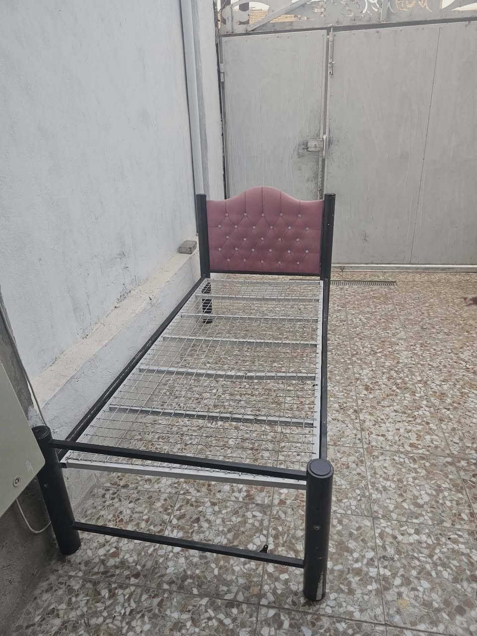 جربايه للبيع نفر 30 بي مجال نجف حي المكرمه ***********
