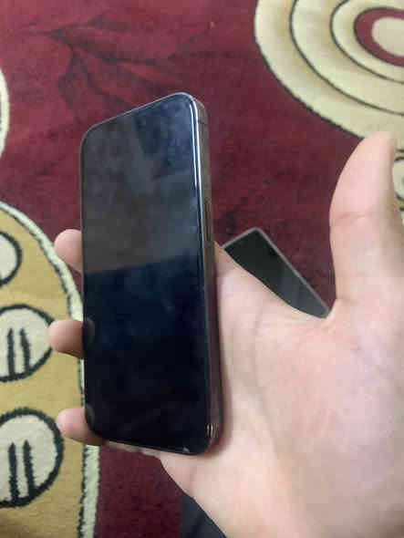 السلام عليكم أيفون 14برو فقط ذ256 بطارية 86 جهاز وتر بروف شرق اوسط كلشي ممبدل بي جهاز نضيف عل فحص السعر 650 مكان بغداد الشعلة ***********
