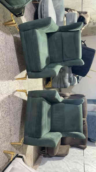 تخم تركي سرير قلاب 10 مقاعد نظيف 
سعره 450 وبي مجال لبياع 
يوجد توصيل بكروه ب واتساب
***********
