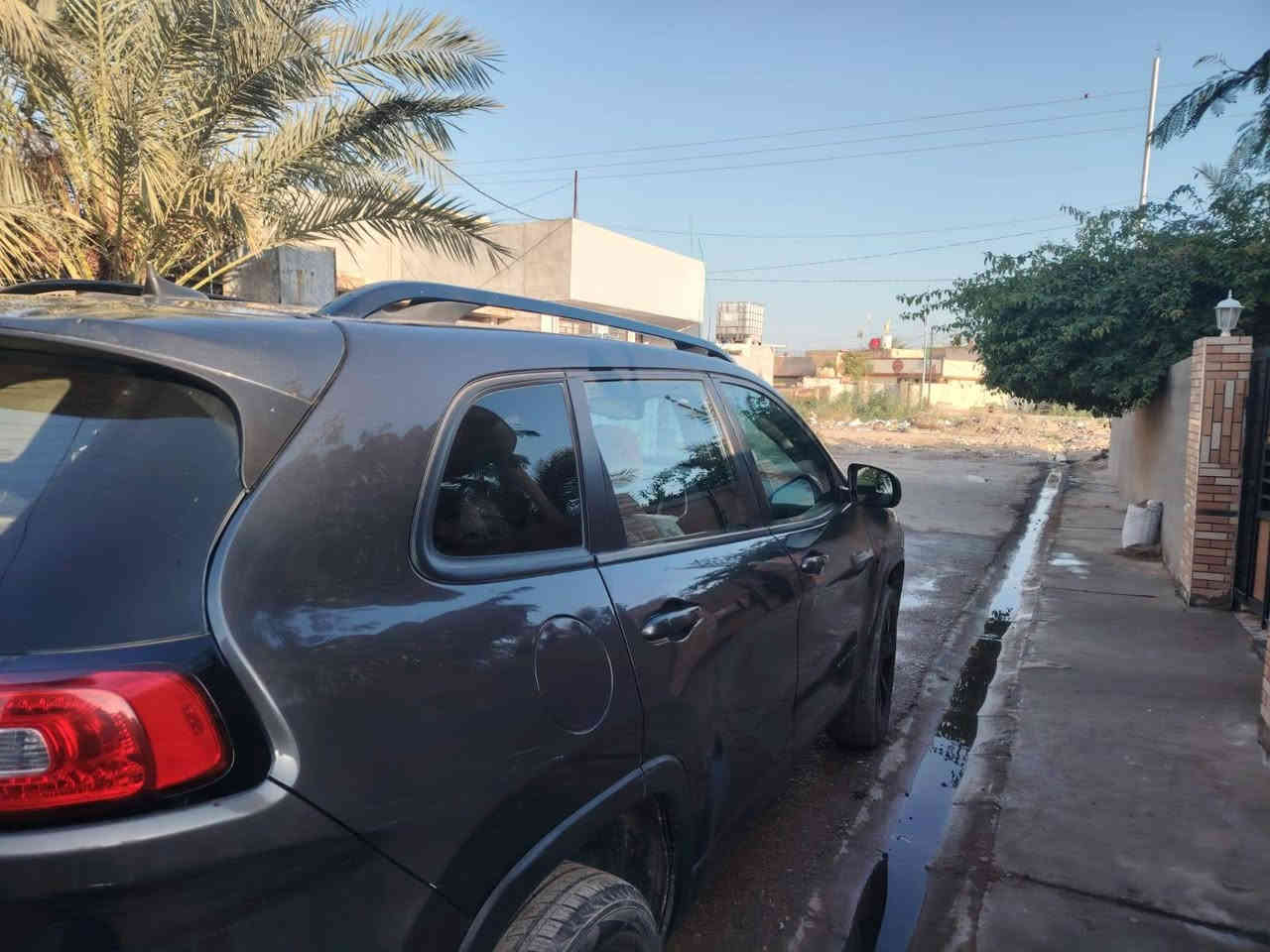 السلام عليكم للبيع سيارة ايرباكات سليمة
___________________________
♦️نوع السيارة:-جيب _شيروكي (بزون)
♦️الموديل:٢٠١٦
♦️ ماشيه   - ١٠٠ الف ميل 
♦️اللوحة:-  رقم ديالى 
  باسمي
مكينه 2400 
المواصفات 
1-شاشة كبيرة
2-كامرة خلفيه
3_كشنات جلد
4-هند أبريك بصمة
5-كشافات زنون
6-لايت زنون
7-لد نهاري
8- اوتو ستوب 
9-ويل كب بلادي
10-بصمة تشغيل
11_بصمة أبواب
12-تحكم أستيرن 
13_حجم المحرك. 4 سلندر.                                             
14_داخل مخمل اسود
رقم الهاتف   ***********
بي واتساب 
مكاني ديالى  السعر115 $
