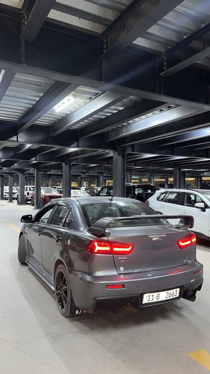 MITSUBISHI LANCER GTS

بيع او مراوس حسب القناعه

سلام عليكم رجائاً اقره التفاصيل قبل لتحكم لان السياره متعوب عليها كلش هواي ولتقارنها بلبلاديات 

لانسر قرش 2008 GTS امريكي فول الفول 
مكينه 2000 
كير CVT 8 نمر 
رقم بغداد باسمي مميز  رباعي   2661 
جاهزه من كل النواحي مابيها اي نقص 
مواصفاتها :
سلايت 
سويج مو بصمه 
سستم صوت ريكفورد 
شاشه قلاب 
سابوفر وامبليفاير بلادي 
تحكمات صوت بلستيرن 
كروز سرعه 
شفتات ستيرن 
وباقي المواصفات المعروفه 

التعديل العليها :  
الغراض كلهن مال كصه مو تجاريات
1- عليها بنيد ايفو اصلي 
2-دعاميه اماميه ايفو اصليه 
3-دعاميه خلفيه ايفو اصليه 
4- سبايدر ايفو عالي اصلي مو بلاستك 
5-دوسات رالي ارت اصلي
6-ويل ياباني AUTEL شبيه ايفو 
7-قبغات مكينه رالي ارت وسترس بار 
8-دواخل وقبضات كلهن مختمات رالي ارت 
9-مازدات دزاين اودي 
10- بكلايت دزاين اودي
11- ونواعم بسيطه متنذكر يدات كاربون ومطريات واشاير جاملغ متحرك وسطاب مزروع اوريكال 
12 - شادلها كولر بلبجم للكير يعني انسه الحماوه 
13- اكزوز ايفو اصلي صوت طرب مو ازعاج 
14 حته النواعم اصليات من دفيوزر وقاعده رقم وواقيات 
تفاصيل الكشر :
السياره مصبوغه عام جماليه حصراً بدون حادث او ضربه او تصليح او تحميل معجون صفاح السياره موس شخط مابيها صبغ درجه اولئ

مكاني بغداد     *********** 

السعر 110 وبيه مجال بسيط

معجبك السعر كلشي اكو السوك متروس نطايح حته ب50 تحصل لتقارنها بلباقيات الملزكات 
وشرط احله من الصور وتعمير مرتب مو تلزيك
