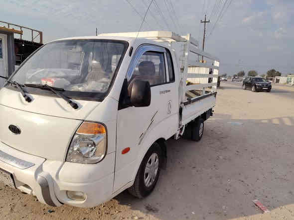 سلام عليكم كيه حمل للبيع ٣٠٠ تخم تاير بسمي شراي هذه رقمي *********** موديل٢٠٠٧
