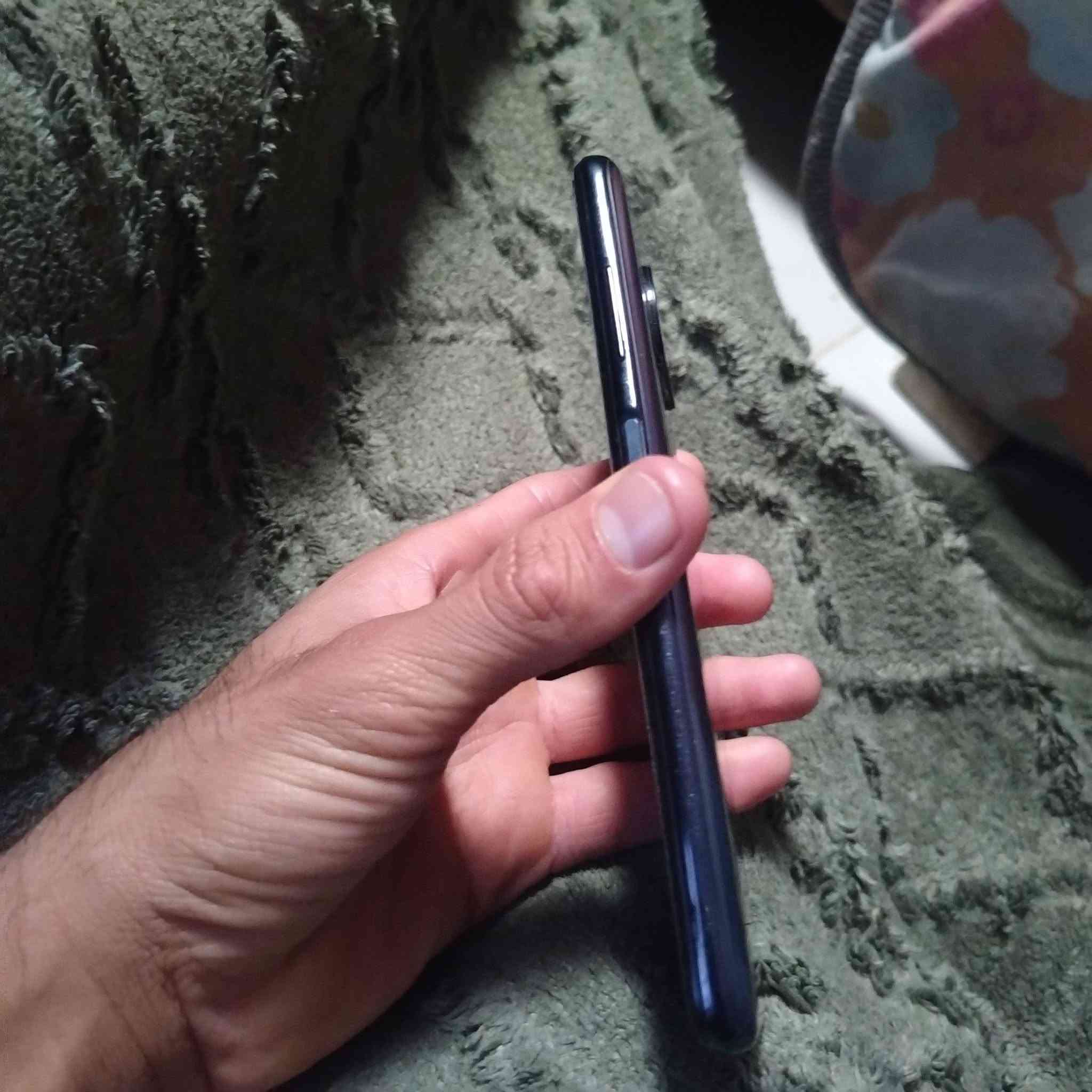 بوكو x3 bro  نظيف مامفتوح عل بلاد السعر ب130
***********
