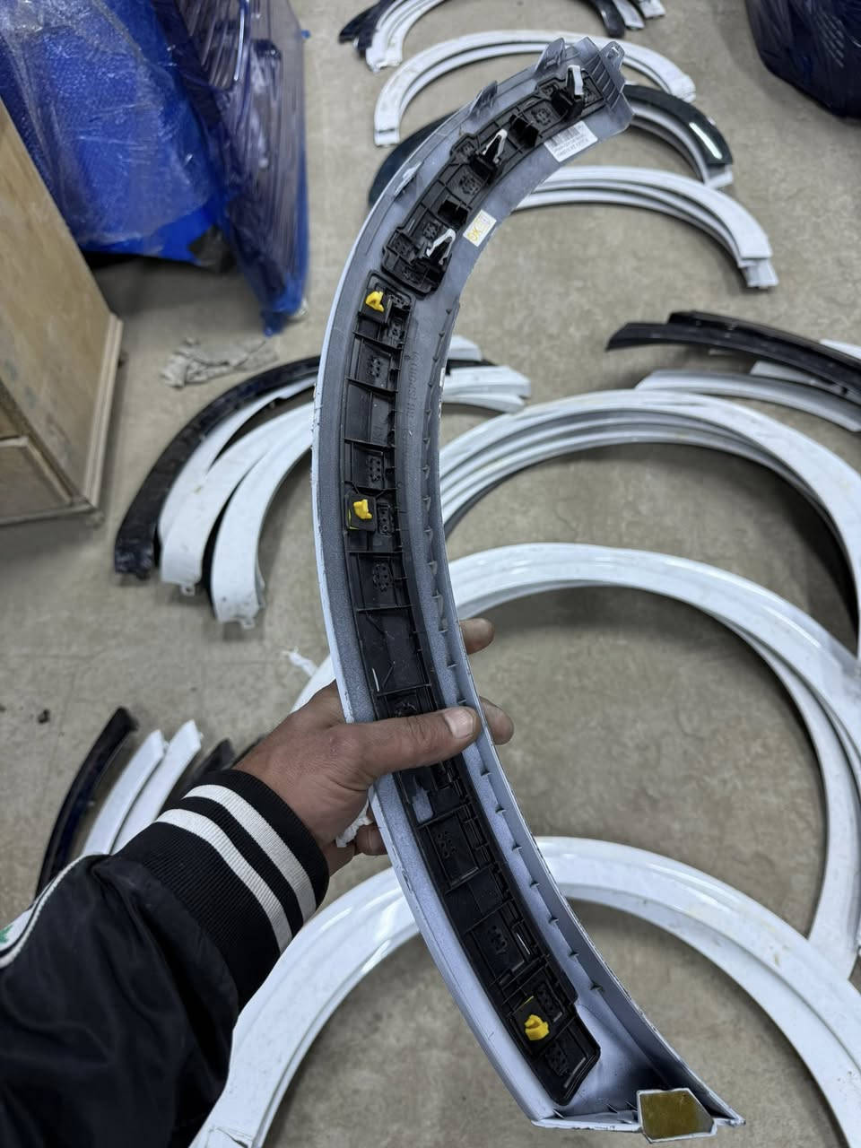 سلام عليكم متوفر دواير جاملغ  كل  فئات
عليهن عرض حلو 
G80-GV80-GV70-G70

العنوان بغداد شارع 6 

للاستفسار

 ***********-***********
