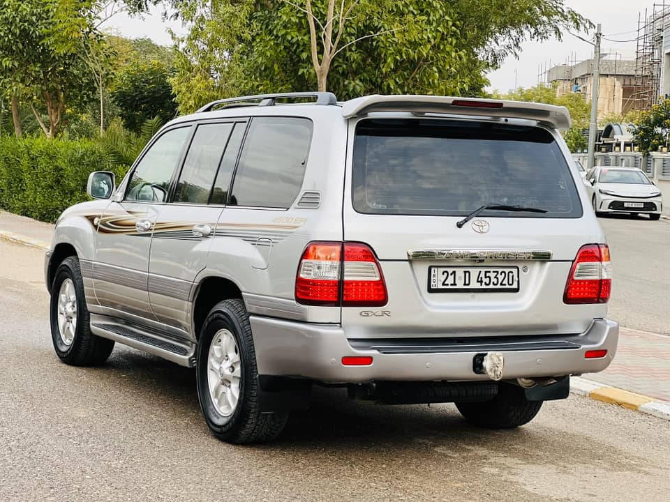 سلام عليكم تحيبه طيبه لجميع المتابعين (للبيع فقط ) 
~~~~~~~~~~~~~~~~~~~~~~~~~~~~~~~~~~
من رخصه الادمنيه المحترمين 🌹
***********
~~~~~~~~~~~~~~~~~~~~~~~~~~~~~~~~~~
للعشاق الفخامه ،،،،،،،لاندكروز مونيكا خليجي موديل (2006) ماشيه (213)كم  حقيقي فوووول 
مواصفات (GXR) اعلى فئه محرك (4500)
محرك عدل سته سلندر كير اوتوماتيك مكفوله كفاله عامه 
ماعدا شبرين صبغ بجاملغ امامي صفحه سكن بدون ضربه
وبدون دواخل كما موضح بسونار الي مرفقه مع الصور رقم وسنويه جديد وباسمنه لحد (2028) 
~~~~~~~~~~~~~~~~~~~~~~~~~~~~~~~~~~
المواصفات :
~~~~~~~~
كيرو محرك شرط لاصرف لابخار 
تبريد تدفئه ثلاث قطع شغال 
دفع رباعي (فور ويل ) شغال 
دواخل صاج 
سلايت كهرباء
باتري جديد 
تخم تايرات ويل جديد قبل اسبوع شادهن 
شاشه 
كامره خلفيه 
حساس 
لايتات زنون 
دبل تانكي 
ثلاجه 
ويل كروم 
تحكم مري 
صدر امامي خلفي جديد شرط الفحص 
داخل عسلي 
قفل مركزي 
زراكه لايت 
هوك خلفي
خمسه ويل كب 
ادامه كامله بلكات قوايش نوازل دبل فيتفم 
ملاحظه /
~~~~~~
أخوان سياره مال بيت وجناي بدون برغي نقص وترايك للبصره واعتذر ماجاوب التعليقات والخاص لان ممتواجد علنت الشراي يتصل ويدلل مكان سياره ديالى / خانقين سعرهه ،،،،،195
