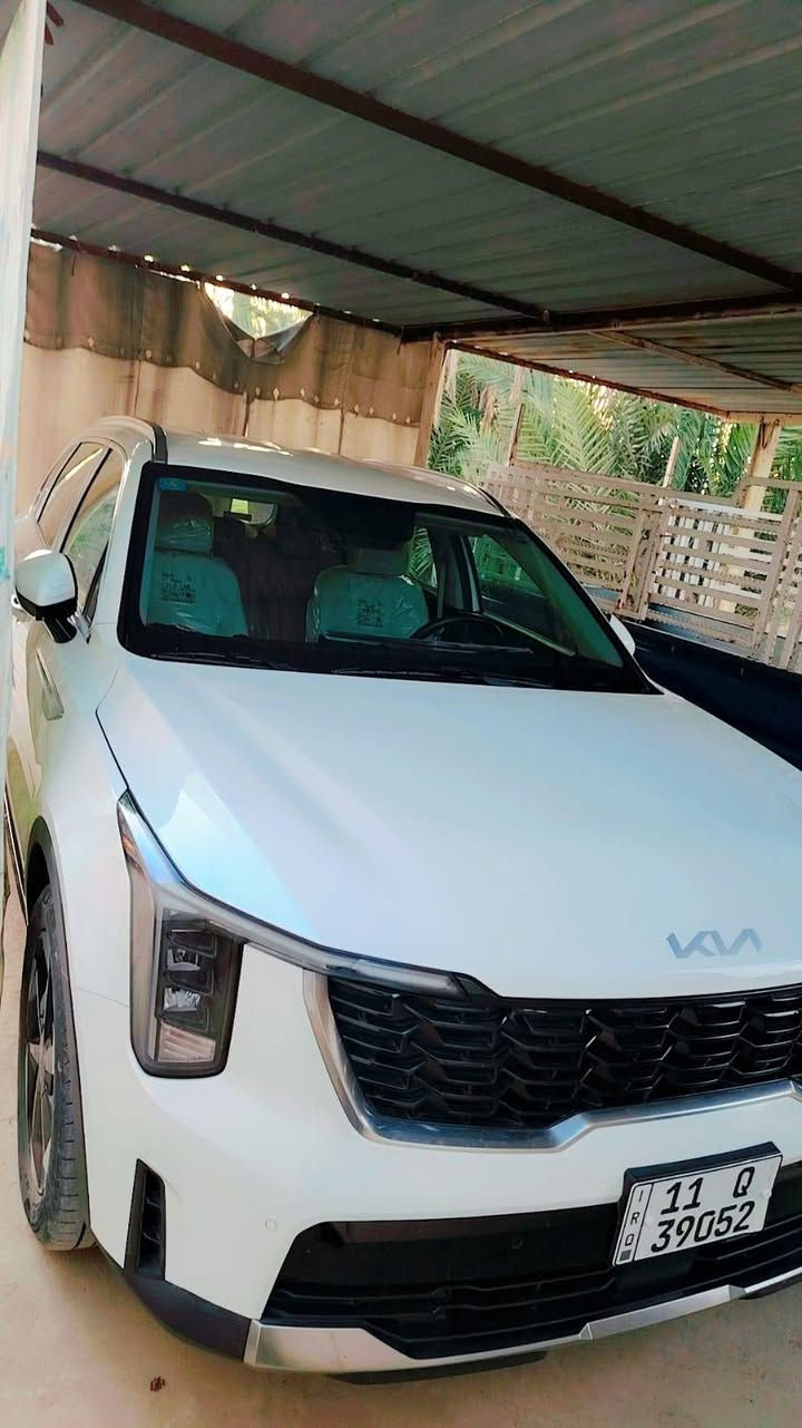 سورنتو ٢٤ كفالة عامة رقم بغداد دولي باسمي ماشيه 22الف حقيقي ٦ سلندر ٧ راكب  كير موس جنطة كهرباء وباقي  هواي مواصفات قمارة حديد مكاني بابل الشوملي السعر320$ وبيه مجال
موبايل ***********
