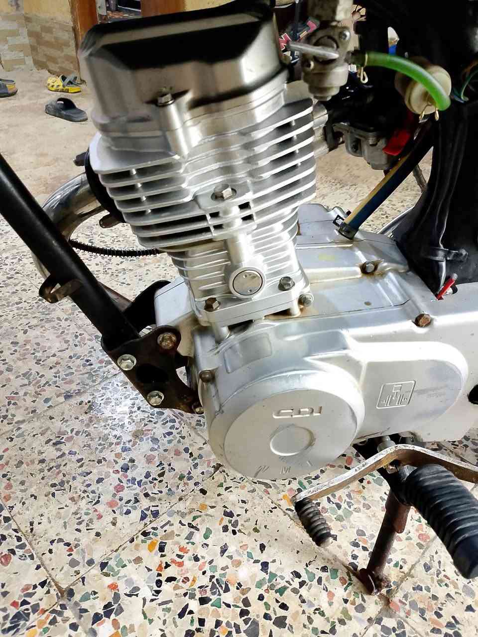 للبيع ما ناقصهه شي ترايك بيهه لنجف مفتوحه شاصي كفاله 
نامه اصلي بدون سعر خاص 
***********
