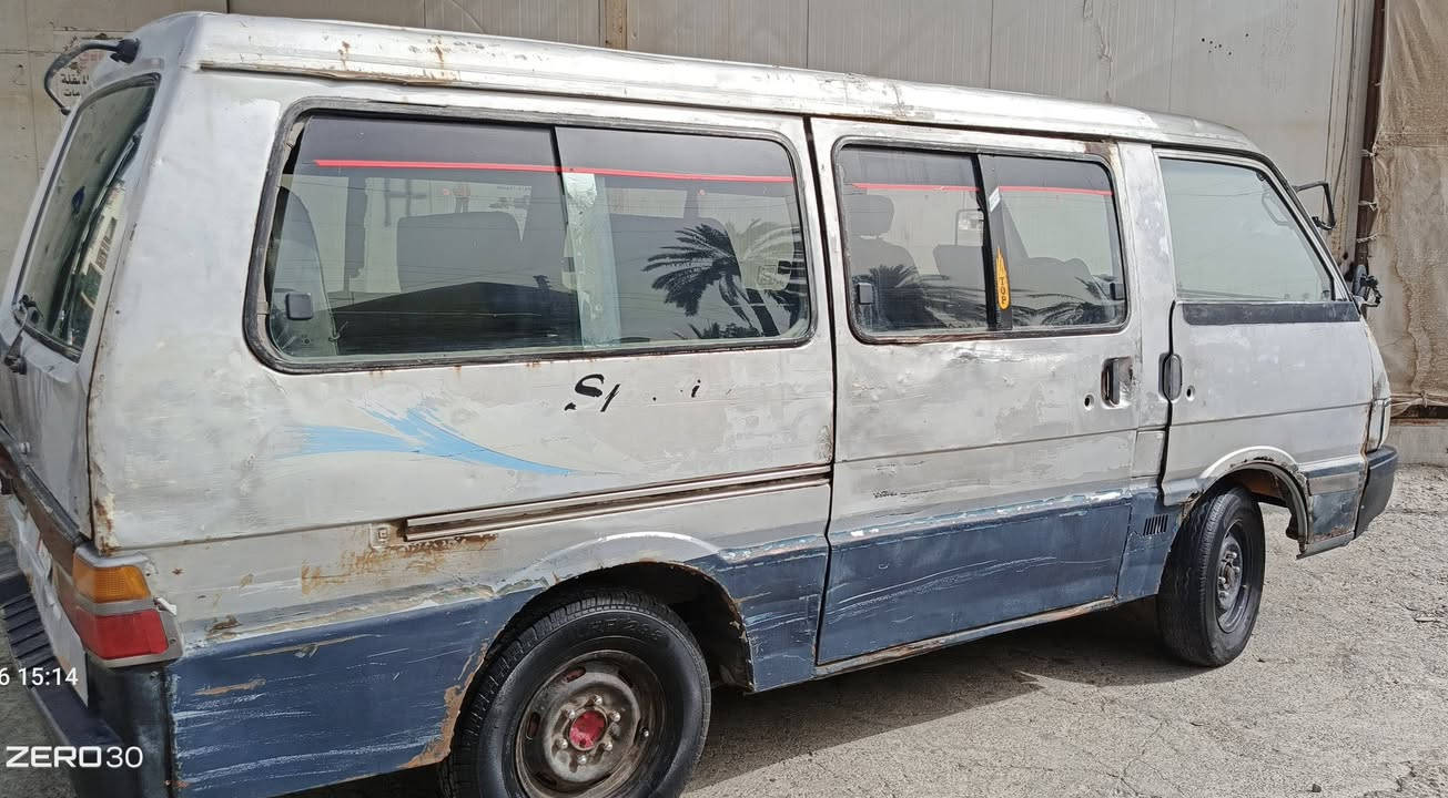 كيا بستا موديل 94 كير ومحرك سنوية باسمي اجرة رقم الماني .. كاعية تحتاج تصليح فقط...للبيع...20 ورقة


**إذا كنت صاحب هذا الإعلان وتريد حذفه لأي سبب، رجاءا أرسل رسالة إلى الدعم الفني**