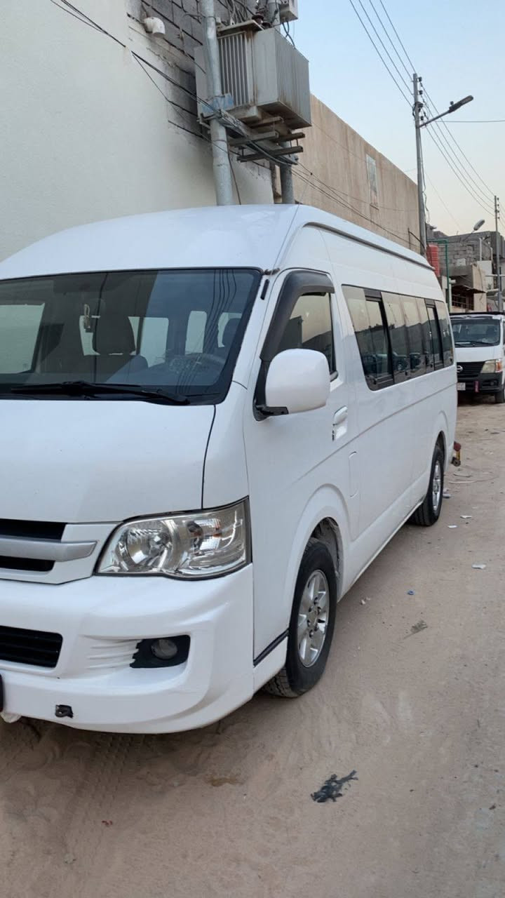 جنبي موديل ٢٠١٩ جاهزه السياره مكينه حداديه بدي ودواخل نضيفه سياره كامله مكمله بأسمي  مكاني بصره واتساب فقط ***********
