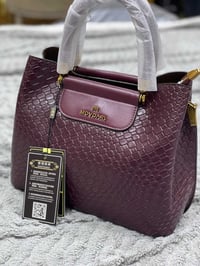 بنات بضاعه شي ان و امزون للحجز راسلوني خاص او ؏ رقم  ‏ 07717340869 توص...