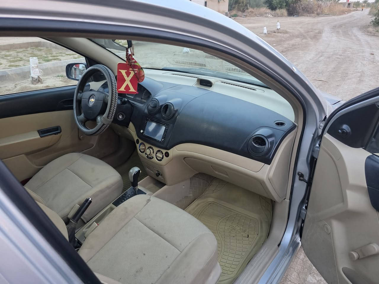 السلام عليكم افيو خليجي 1600موديل 2013 السعر 70 وبيه مجال  للاتسفسار
*********** مكان السياره السوير الغانم
