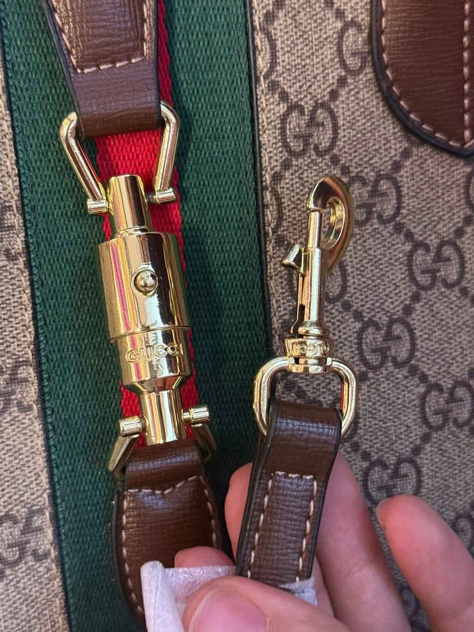 جنطة ماركة كوجي
وكارتها 

وختومات  
سعر البيع ٥٠ الف 

وتوصيل داخل الكرخ مجاني 

للحجز على خاص


**إذا كنت صاحب هذا الإعلان وتريد حذفه لأي سبب، رجاءا أرسل رسالة إلى الدعم الفني**