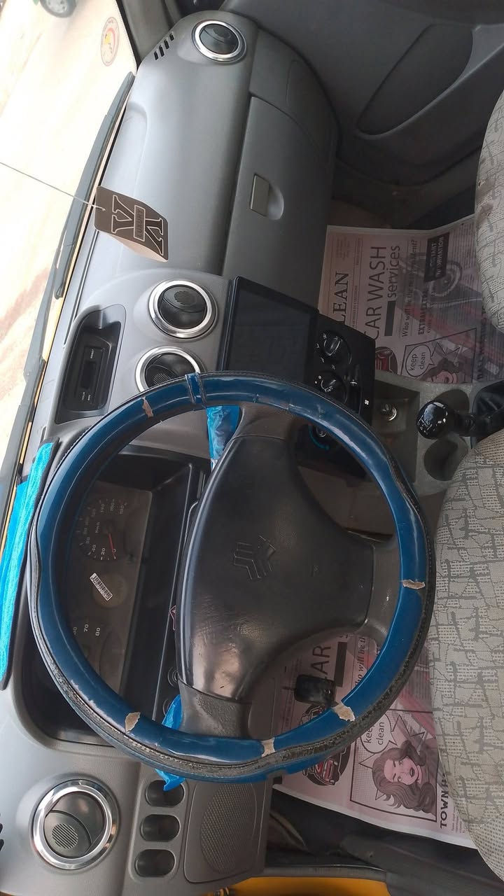 السلام عليكم سايبه للبيع موديل 2012 خير من الله سياره باسمي كير محرك شواصم كفولاته شاشه كاميرا تخم تاير باتري سياره خير من الله 
السعر 30 
العنوان الدوره هورجب 
الهاتف ***********
