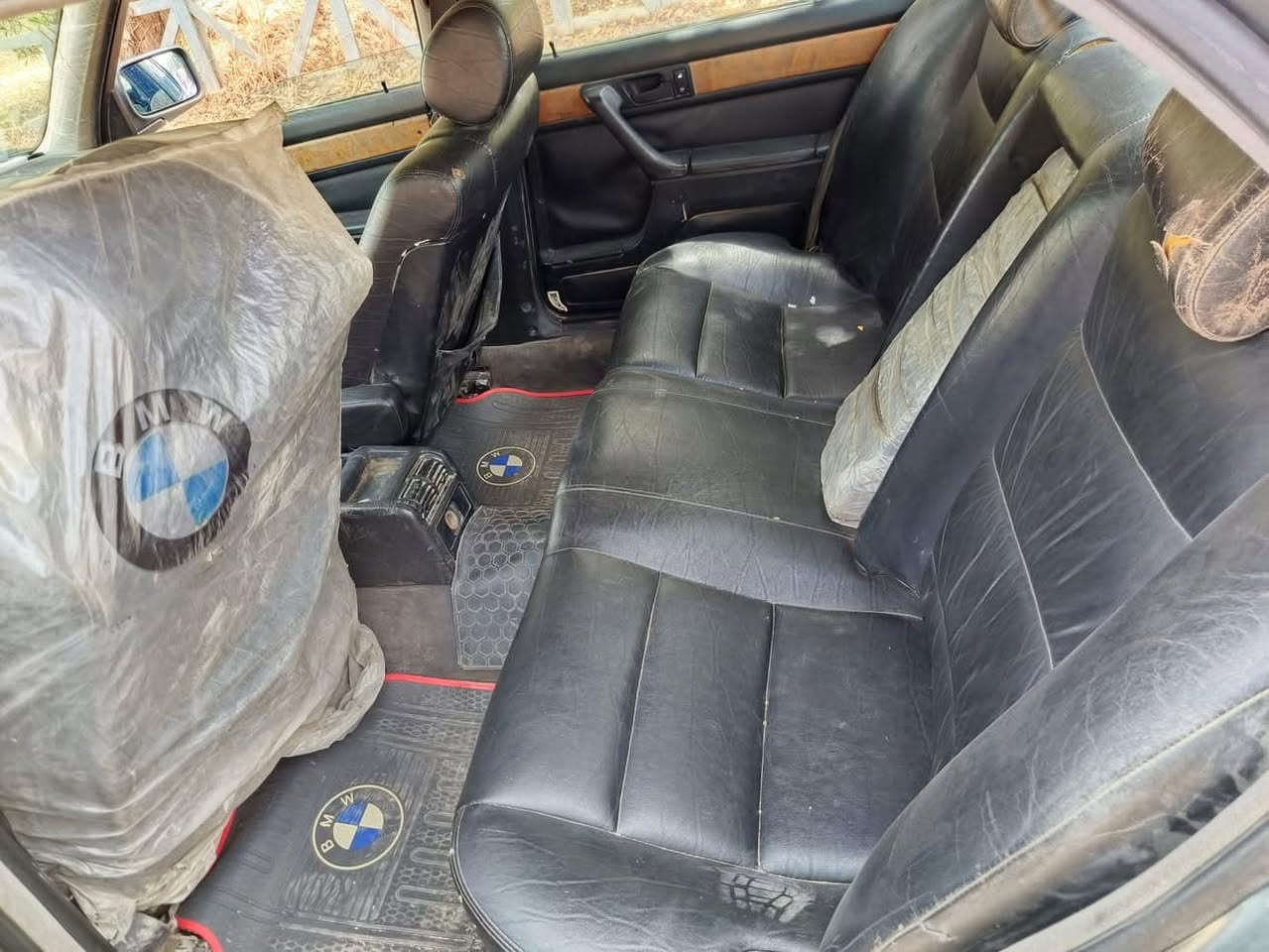 السلام عليكم 
بيام 740
اصل 30
مكينه 8 سلندر
كير مكينه حاويه جديد
رقم بغداد نكليزي شرط تحويل
مراوس اوبيع
السعر 47 وبيه مجال 
مامتواجد ع الفيس 
انتصل رقم ***********
مكان بابل
***********
