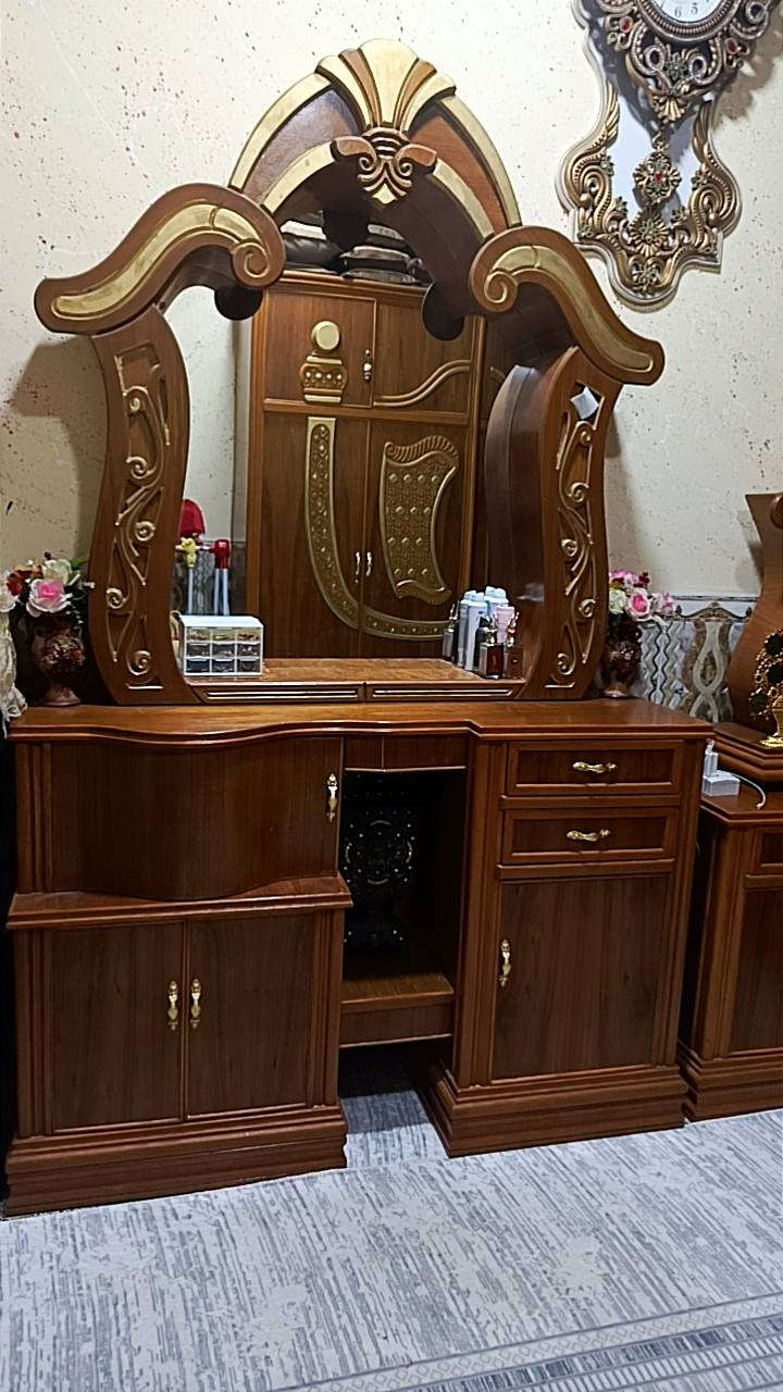 غرفه اخشاب للبيع تسكام 
النضافه 100 بل 100
السعر مليونين ونص وبيها مجال
العنوان النجف الجديده الرابعه 
للاستفسار 
***********
