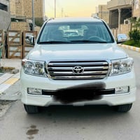 لاندكروز 2011 ستينية بيهة فقط صبغ بالجاملغ الأمامي بدون بارد ولا شخوط ...