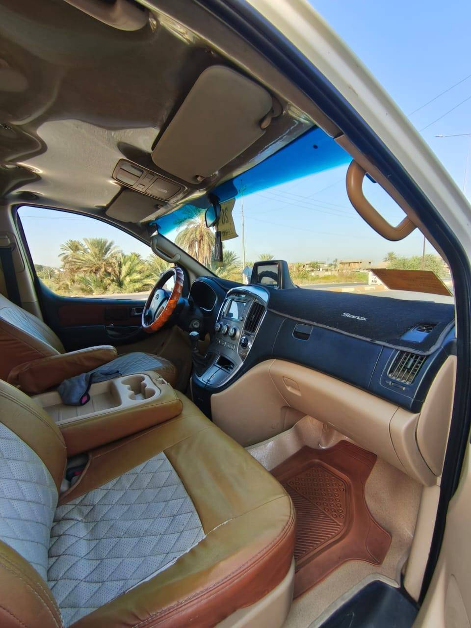 ستاركس للبيع موديل 2011 لاتصال على رقم هاتف ***********
