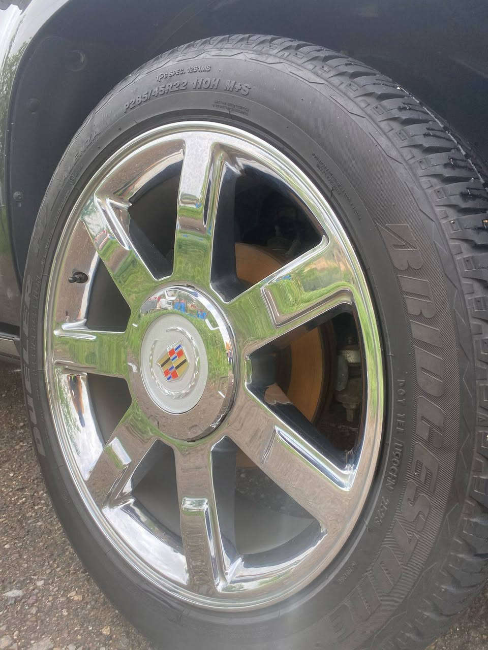 سلام عليكم
للبيع كاديلاك موديل 2013
خليجي مكفول كفاله عامه 
ماشي 93 حقيقي 
فول مواصفات 1/1
سبير منازل ستخدام شخصي 
بسمي 
الهاتف ***********
