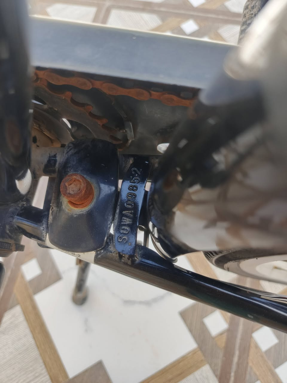 السلام عليكم بايسكل للبيع موديل 2020 حجم 26   صينية نص بريك أمامي وخلفي والأغراض لايت دينمو وقفل وكاسحةجرار وجك نص وزوج كبات وزوج فرارية وفسوريات ليموني 4وقصبات7وبرجستون وفسفورية أمامية وميدالية  السعر قيم واخذ مكاني غراف


**إذا كنت صاحب هذا الإعلان وتريد حذفه لأي سبب، رجاءا أرسل رسالة إلى الدعم الفني**