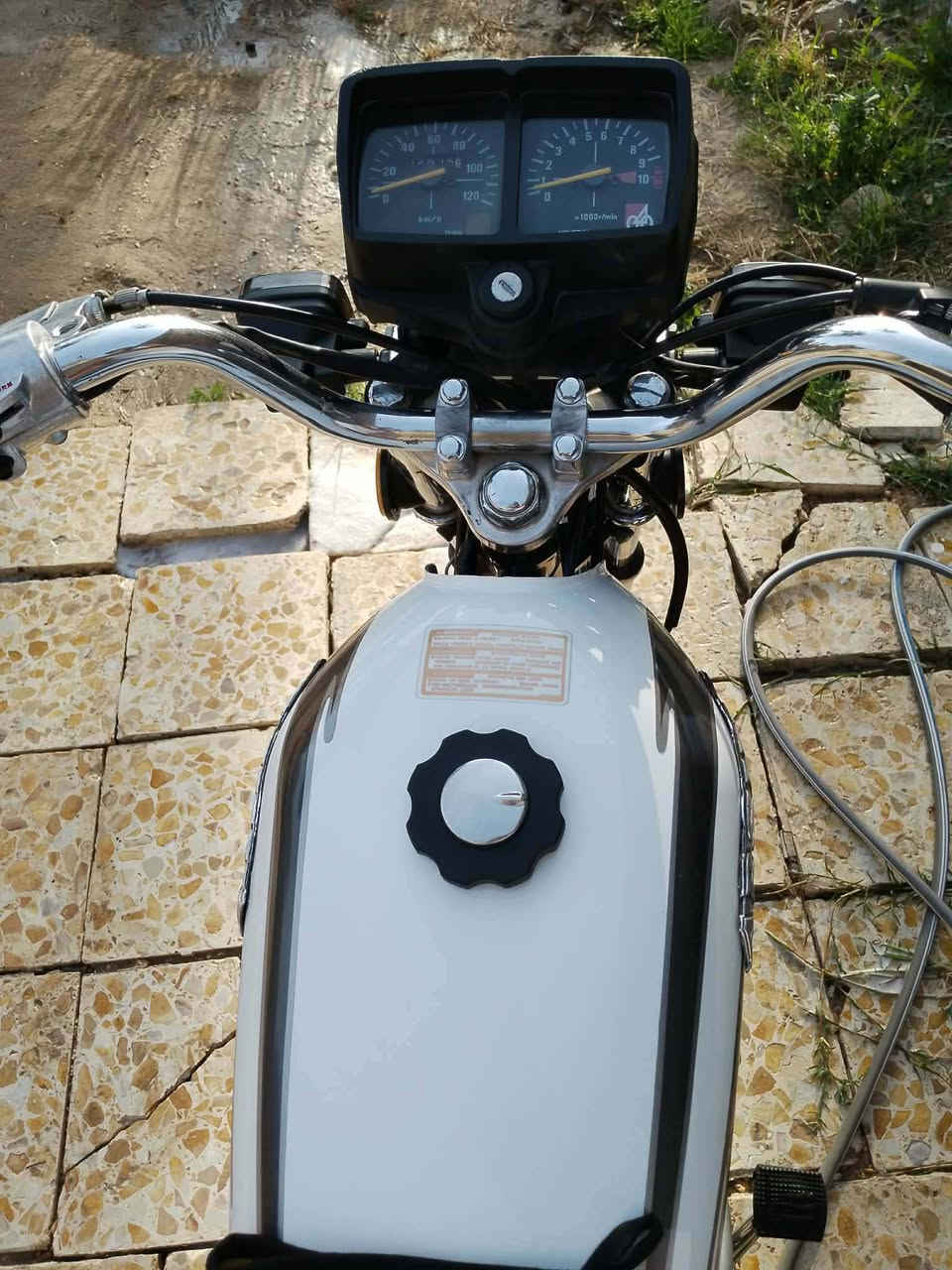 السلام عليكم للبيع دراجه ارشه موديل 2021 اوراق اصولي دراجه نضيفه انضف من الصوره تجي وشوف كلهه شغاله مكاني كربلاء الامان عون السعر 650 وبيهه مجال رقمي ***********
