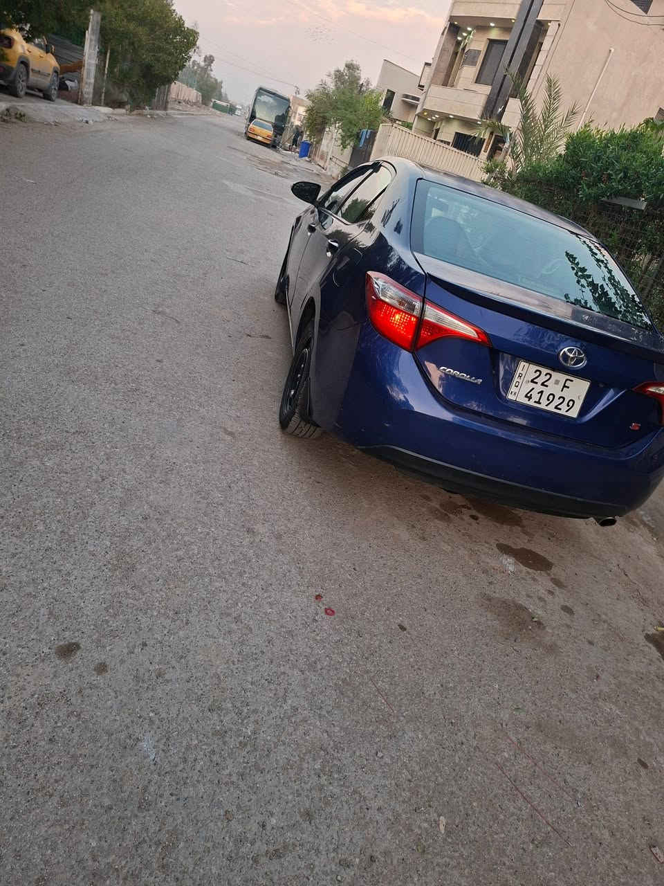 السلام عليكم بسبب الوعود الكاذبه وبعض الالتزامات اعيد النشر كورلا موديل 16 السياره بأاسمي كير مكينه تبريد كفالة بشرط بيها ظرر امريكا جاملغ ايمن وبنيد والغد بي تعمير قليل والباب الخلف السكن صبغ فقط صور الظرر مرفقه مع الصور  مكان السياره الشعب سعرها 110 وبيها مجال والشراي اليتعنه على السياره يدلل واسف على الاطاله رقمي ***********
