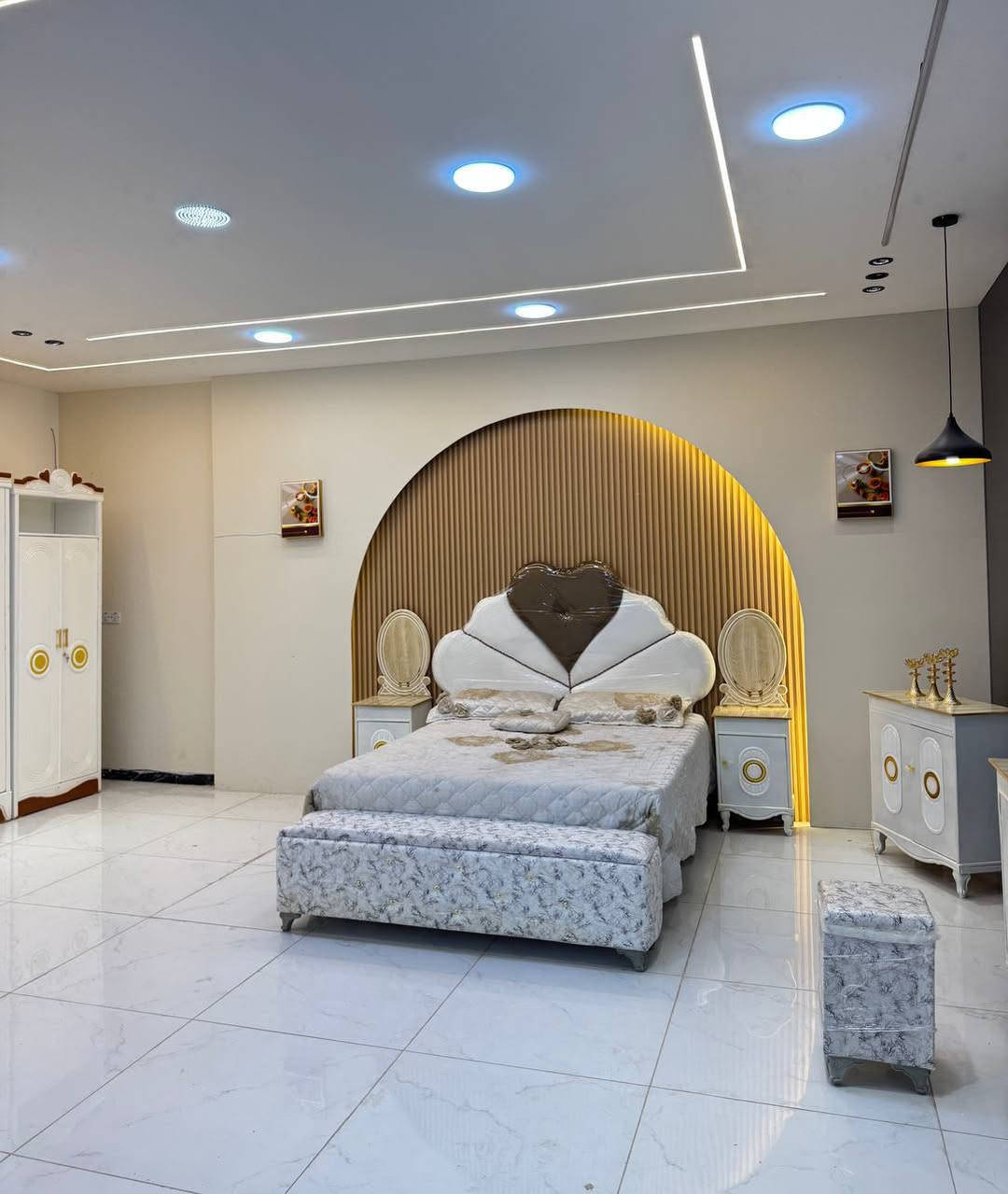 💎شركه الوسيم 💎♦️3♦️

حصرياً الموديل الجديد والمميز 

🔴السعر مليون 🔴

غرفه نجاره قتصاديه 🛌

متكونه من 9 قطع مميزه 

الكنتور ارتفاع 240 طول 320 

مع الزاويه مجموع الطول 4 امتار 

السمك الخارجي للغرفه 5 ملم انديف

والسمك الداخلي 3 ملم معاكس ابيض

🔴الشازلون المخزن 75 الف الطابوريه 10 🔴
🔴الشازلون المقعد 50 الف الطابوريه 10 الاف 🔴

🔴للحجز واتساب ***********🔴

