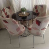 ميز وكراسي • كلش نضيف • طقم سفرة