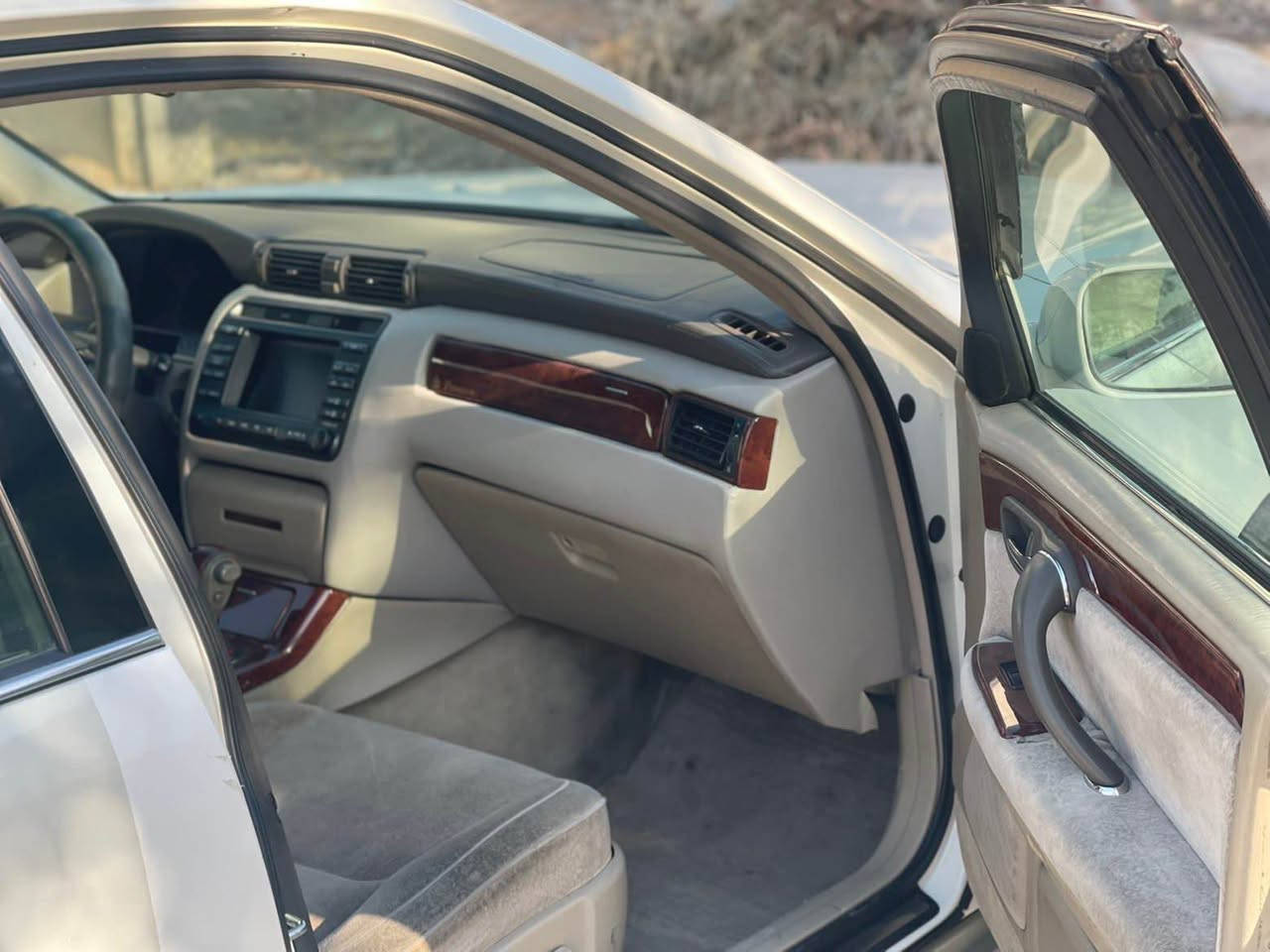 مەلیکە ساغ
2003 
دوو دوگمە پەردە جوار کوشن کارەبا کوشن خەزن
جوار تایەو ویلی تازەی لەسەرە
هایدرۆلیکی گیری تازە گۆراوە
تازە عام سیرفزم کردوە
داشبلی لۆک بئ تەقیوی
تەبرید ساردو گەرم
دوا کریستالی پێش عیون
مەکینە بجوک d4
گیرو مەکینە ئەکسل بەشەرتی دەوەستا
جالو قوپاوی نیە سەقفی شوشەیە ماشەلا
٣ پارجەی یابانی بۆیاخە
مشتەریت مەسج کە یان تیل کە شوینم سلیمانیە
گۆرینەوەش ئەکەم بە شاهینەی مووسی جوان السليمانية, العراق


**إذا كنت صاحب هذا الإعلان وتريد حذفه لأي سبب، رجاءا أرسل رسالة إلى الدعم الفني**