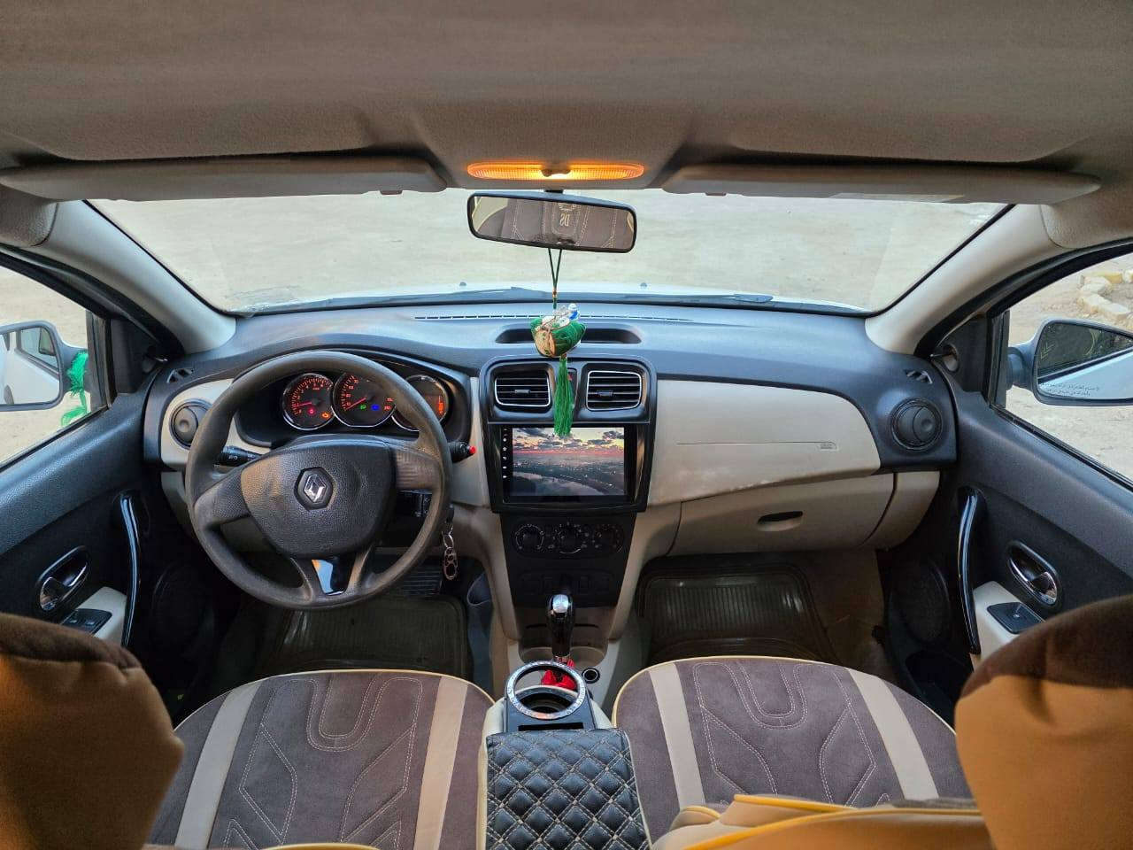 سلام عليكم رينو مديل 2016 سياره عله وضع لشركه مكفوله كفاله عامه من لضربه ول صبغ ول تبديل سياره ما ماشيه شي قليل  سياره جديده جاهزه تخم تاير جديد حداديه جديده مكينه وكير جدد وتما تيك تدفه تبريد شغلات رقم دولي سنويه 30 تحويل رقم *********** السعر 60 ورقه
