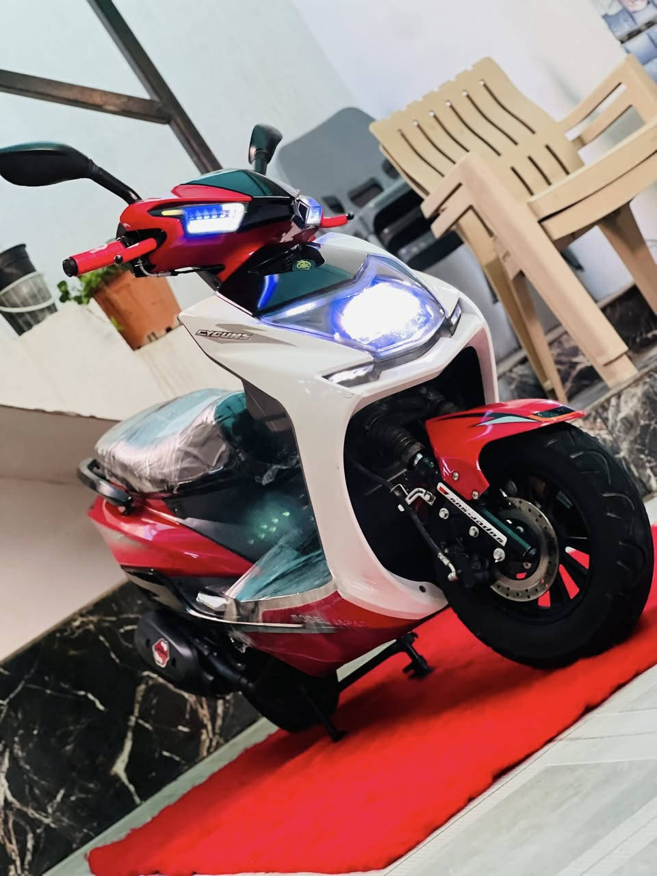 راجة ماكس سكنس دبل واحد ياباني زيرو دراجة اخو سفر
محرك ما مفتوح لا صرف لا بخار شرط دراجة فوول نشط

كهربانيات كامل شغال نكرة سلف 

ريموند شغال عن بعد

تايارات جديد بريكات بل مكان

دراجة مابي اي نقص ماشاالله سفر

سعر 600

رقم موبايل ***********

عنوان كركوك شورجه يم مطعم حمة

ناصر
