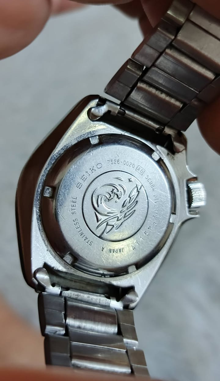 بسم الله الرحمن الرحيم 🤍

#مزاد يبدأ من 100 الف واقل رفعه 5 الاف 
ينتهي المزاد غداً الساعة 6 مسائاً 

ساعة سيكو بروسبكس SKX007J أوتوماتيك 
صنع في اليابان made in Japan
الساعة بلادية فقط السير مستبدل
مقاومة الماء حتى 100 متر 
تاريخ الصنع التقريبي 2004
منفذ لتاريخ اليوم باللغتين الإنجليزية والعربية

بالتوفيق للجميع


**إذا كنت صاحب هذا الإعلان وتريد حذفه لأي سبب، رجاءا أرسل رسالة إلى الدعم الفني**