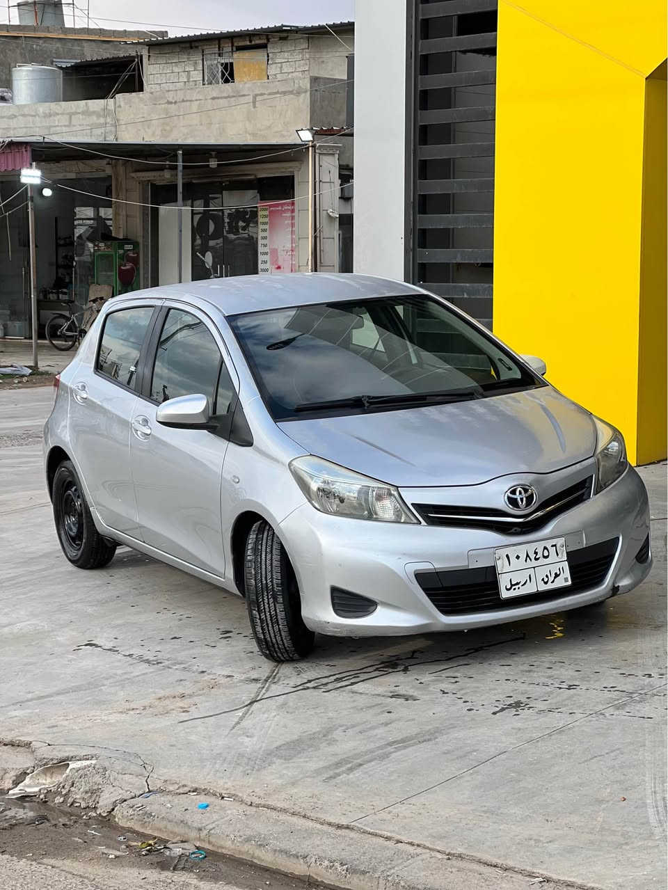 يارس ٢٠١٤ 
توندو توله پيشو پشت كه پسه بي ايرباك بي سبوغه كلينه 
بستيك سارده كوتي هه يه 
كيرو مه كينه به شه رت 
سه نه وي نويه به ناوي خومانه  
گير توماتيك جام كارباي بلوتوس تبريد گه ر مي به شه رت 
داواي 94وه ره قه و مه جال 
بو زانياري زياتر 
*********** أربيل, العراق
