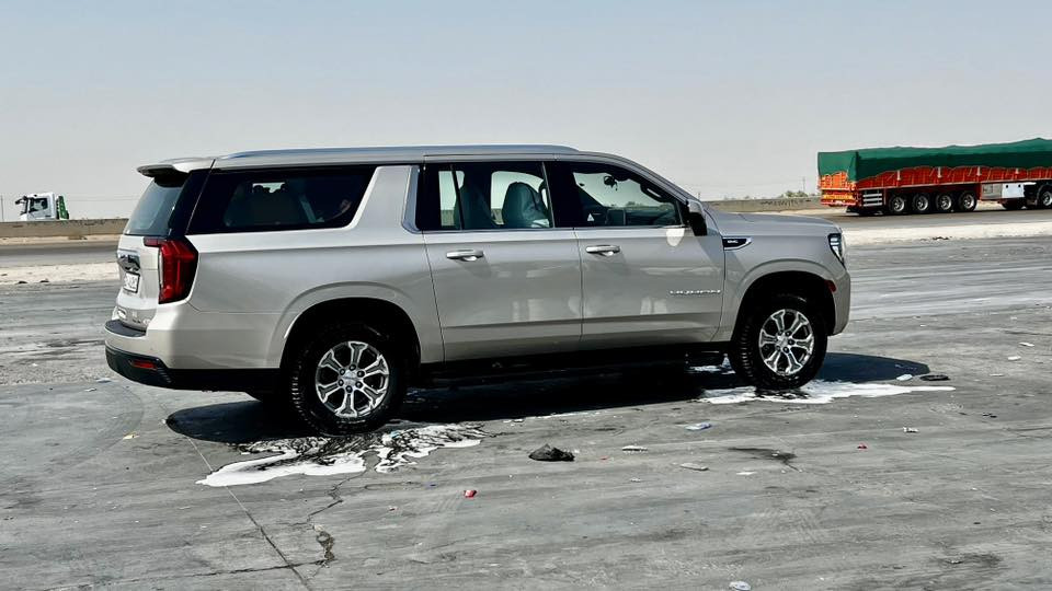 جمسي GMC يوكن موديل 2022 خليجيه وكاله المنصور طبله 
اللون شمباني كما موضح بالصور 
ثلاجه 
باب كهرباء 
رادارات 
تحذير اصطدام 
ارضيه نايلون 
سفريات 
دوشمه كشنات 
تخم تاير مشلن جديد 
السياره جاهزه للاخير 
ماشيه 300 وكسور 
كير مكينه حداده اكسل  
السياره مغلفه نانو جانت وقبل فتره شلته 
السعر470 مجالها بصيط كلش 
السياره ما بيها خط ولا مسجله ومكانها بصره  
اي استفسار ***********
