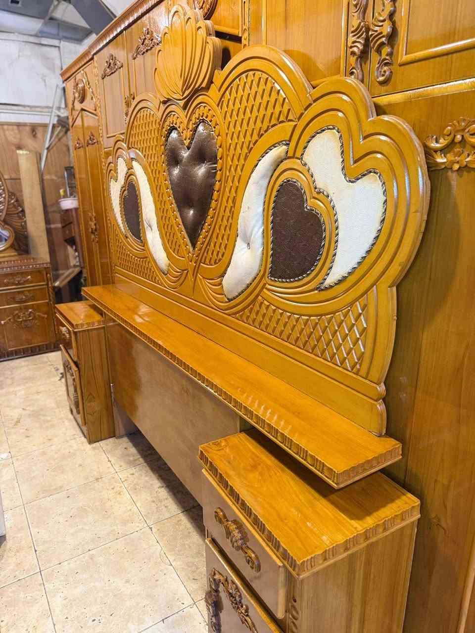 السلام عليكم🫡          💯 🦅💯
عرض خاص ومغري 🌹  بس 850 الف  
توفر لدينا من جديد غرفه صاج 5أبواب  شغل درجه اولى زان 🌿 خارج صاج  5ملم شرط نظافه  والشغل 💯💯 والصور تحكم🌹
للاستفسار وتساب *********** مباشر🆕 ***********🆕
ومستعدون لشراء الغرف النوم المستعمله و الكناتير ✅

