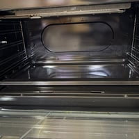 للبيع طباخ الماني نظيف جدا كل العيون تشتغل سعره ٢٥٠ وبي مجال مكاني بغد...