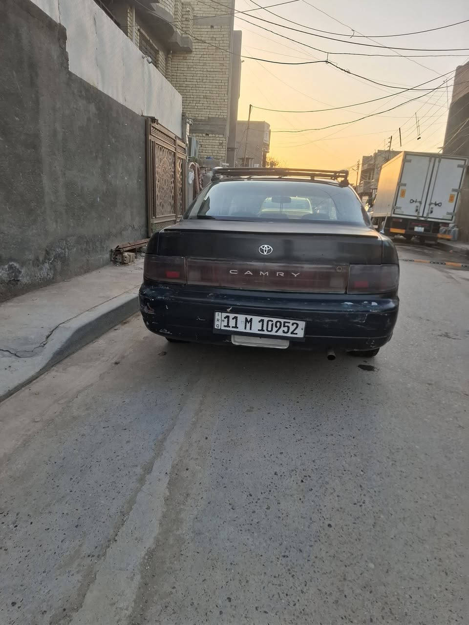 السلام عليكم للبيع كامري يسره بلادي 
مديل 1992 وراد امريكي 
رقم بغداد الجديد تحويل ثاني يوم
محرك 6سلندر 3000
تبريد شغال كير محرك خير من الله 
العنوان ابو غريب 
الاستفسار ***********
