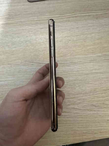 السلام عليكم 
ايفون ١١برو ماكس ذ٦٤ بطارية٧٤ الجهاز نضيف الظهر مبدل 
مكاني بغداد الجديدة *********** السعر٢٥٠وبي مجال
