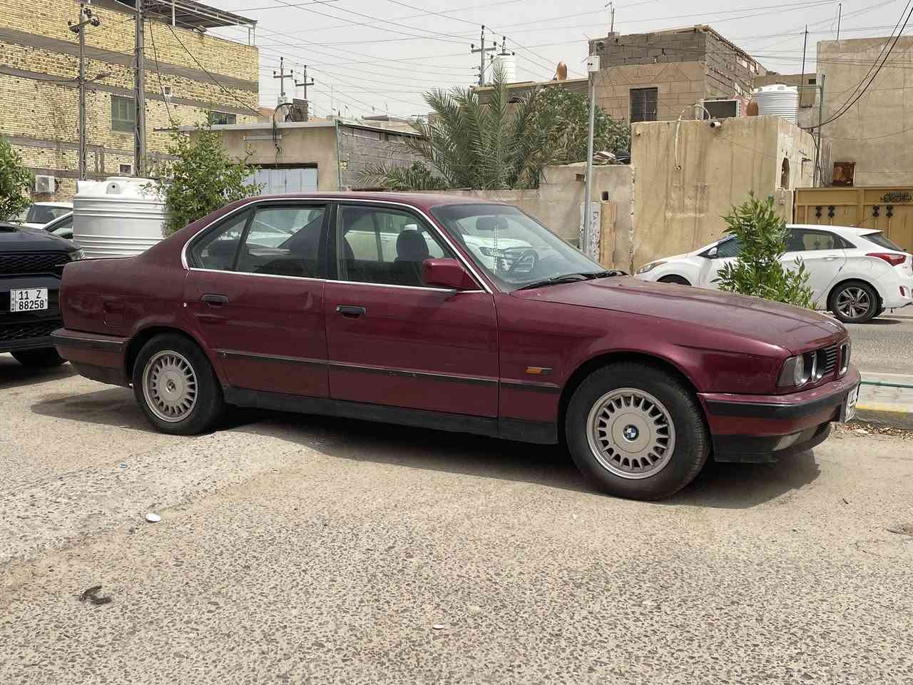 السلام عليكم 
بي ام 520 1991 للبيع
مكينه مسكر عدل السيارة شوفة عينكم حليوة
يحتاجلها ترتيب شوي  
مثل تحتاج ايرفلو تحتاج ادامة بدلت طخم بلكات مجولين نوزلين الظفيرة كلولي مال غير محرك مال مفتوح او هج شي يحتاج تتبدل يعني تعمير بسيط يرادلها
مكانها البصرة راعيها موجود بابو الخصيب يريد تحويل 
سنوية تنتهي ٢٠٢٩ شهر ٩
السعر من الاخير ٣٥ ورقة


**إذا كنت صاحب هذا الإعلان وتريد حذفه لأي سبب، رجاءا أرسل رسالة إلى الدعم الفني**