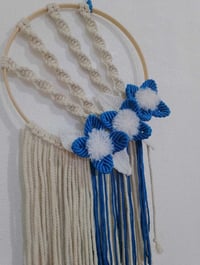 مكرمية جدارية • ٢٧سم • لون الورد مخصص