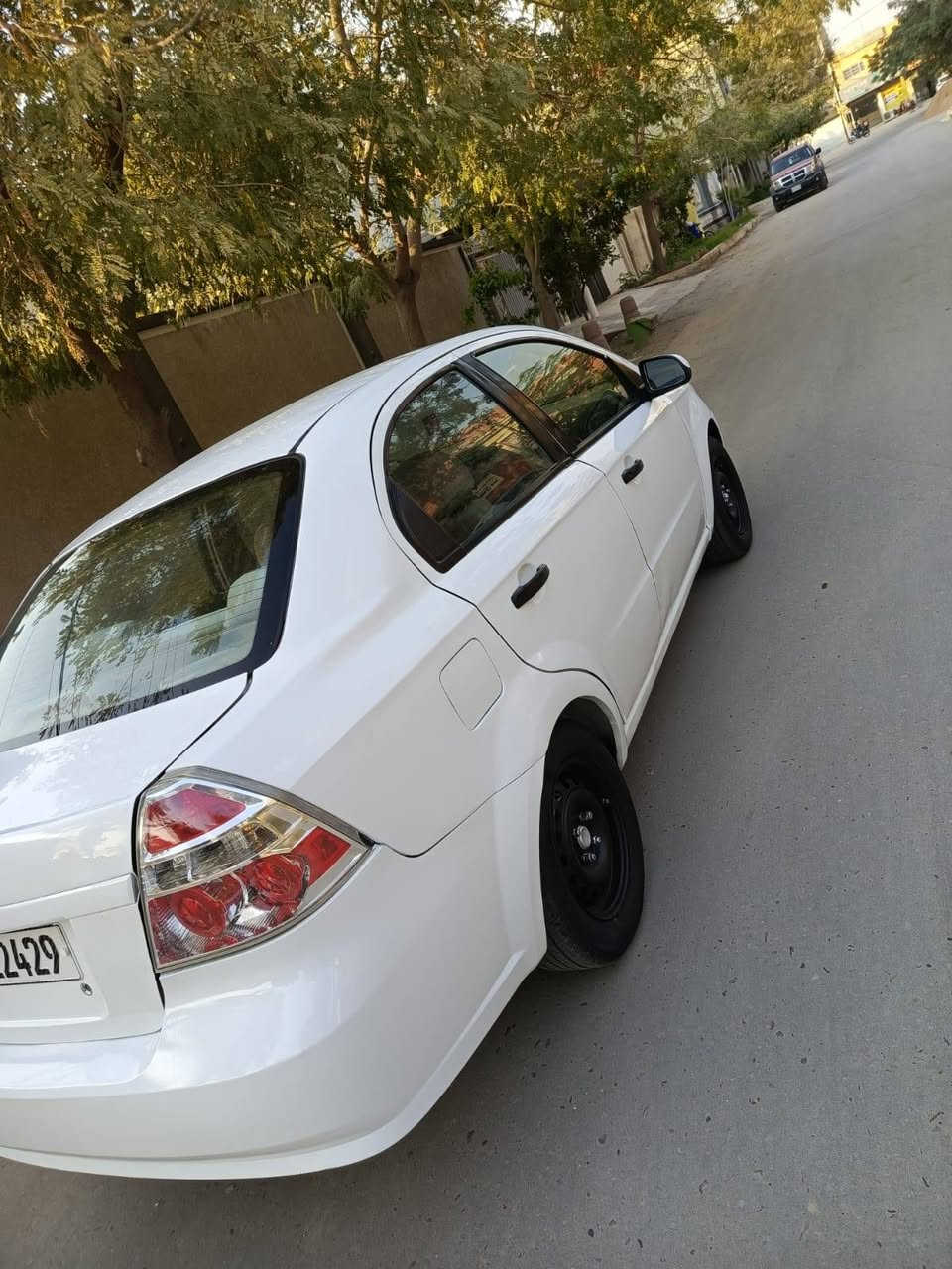 #يالله سلام عليكم افيو موديل 2011 وارد خليجي شركه العامة رقـم بابل النكليزي جديد سنوية 2030هزه جديده بسمنه محرك مفتوح مكينه 1600 فول اوتماتيك بيه رش صبغ للمجالية فقط جاهزه من كلشي كير ومكينه حداديه تخم تاير تبريد ثلـج كلها جديد الـسعر 67 بية مجال قليل عيوني حله باب مشهد للاستفسار على الرقـم الهاتف ***********
