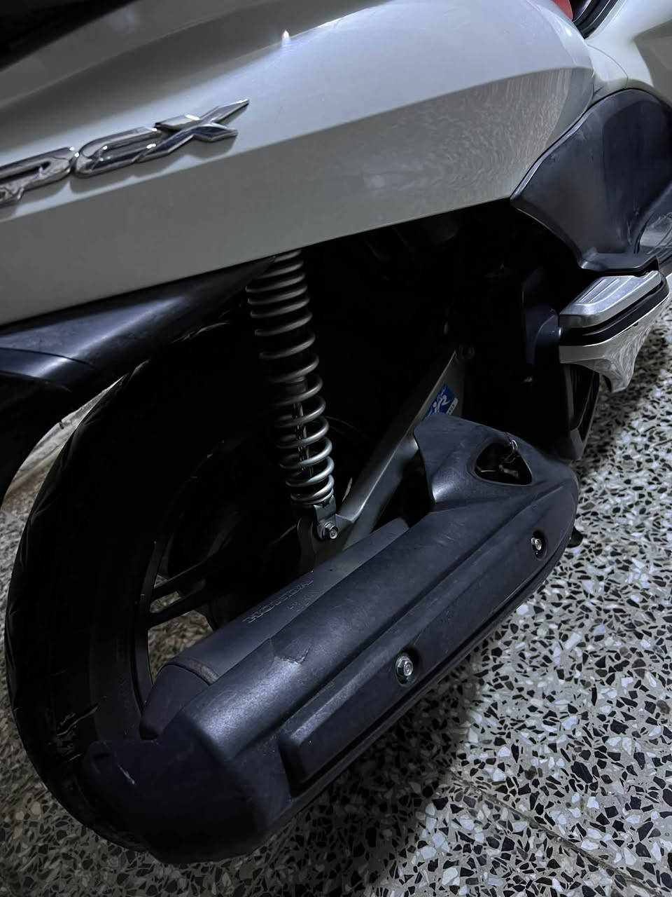 السلام عليكم اخوان دراجه bcx بي سي اكس الدراجه رنبه استخدام شخصي نضيفه حيل اليرغب بل شراء بل خدمه السكن بغداد الجديده قررب كنيسه مريم العذراء رقم الهاتف *********** السعر اتصال وتدلل
