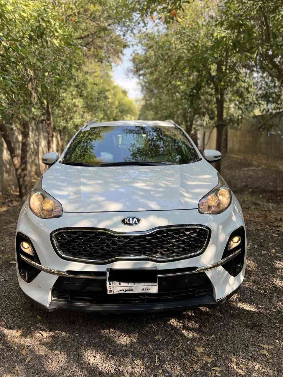 السلام عليكم
للبيع كيا سبورتج 2020 رقم بغداد بأسمي السيارة مكفولةعداد 120 الف كم بحالة جيدة جدا من الشركة على ايدي محرك 2000 دوش تبريد بيانو كامرة شاشة اصلية اريل نفكيشن نظام الملاحة GPS حساس امامي خلفي الداخل حمصي  أنظمة للقيادة المري شفط 5 ويل كب بصمة عدد 2 تبريد قطعتين مكاني بغداد للاستفسار الاتصال على الرقم ***********
