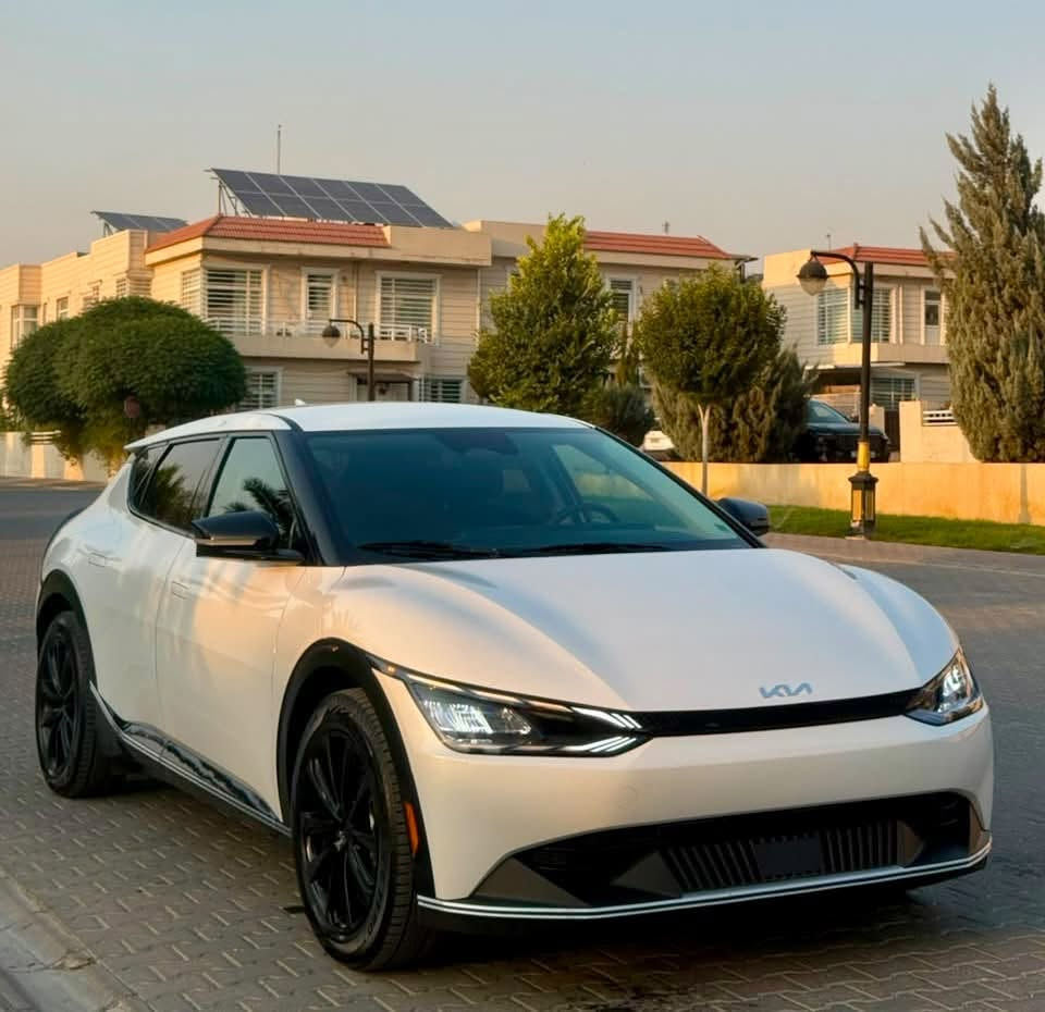 Kia Ev6 2024
Land/Wind
كيا Ev6 ٢٠٢٤
لاند/وند
كهربائية بالكامل
١١ الف ماشي
77.4kWh
مواصفات:
بصمة
حساسات محيطية أمامي وخلفي
رادارت 360 امامي جانبي خلفي
ستيرن تدفئة
المقاعد جلد
المقاعد الامامية كهربائية بالكامل ( تدفئە )
المقاعد الخلفية ( تدفئة )
سستم صوت 12 سماعة + دمام ماركة Merdeian
بعد هواي مواصفات بيه

سيارة دبل ماطور 
فول شحن تمشي (٤٥٠ -٥٠٠ كم)
مکان سلیماني
تترقم شمالي مجاني
***********
