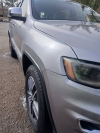 جيب لمتدت فول مواصفات بأسمي بغداد موديل ١٧ كير محرك تبريد كهربائيات كل...
