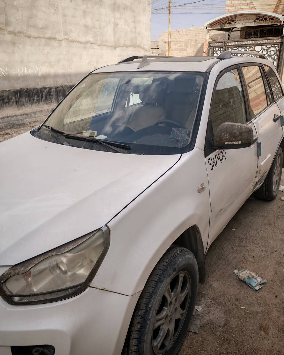 سلام عليكم.....  مكاني البصـــــــــــــــــــــره 
 تيكو 2014
 كلش حلوه وجديده ماشيه 59 الف السياره فتحه بدون صبغ بيه مكانات جراد قليله وضربه باب السايق خفيفه  لسياره استعمال شخصي السياره بااسم راعيها  وباقي السياره كلش حلوه من تبريد وتخم تايرات واسبير 
سبب البيع الرجال يريد تحويل واني ماعندي مجال اروح احول بسبب ظروف الدوام.. السعر 60.وبيه مجال قليل جدا... 
 للاستفسار المراسله عالماسنجر


**إذا كنت صاحب هذا الإعلان وتريد حذفه لأي سبب، رجاءا أرسل رسالة إلى الدعم الفني**