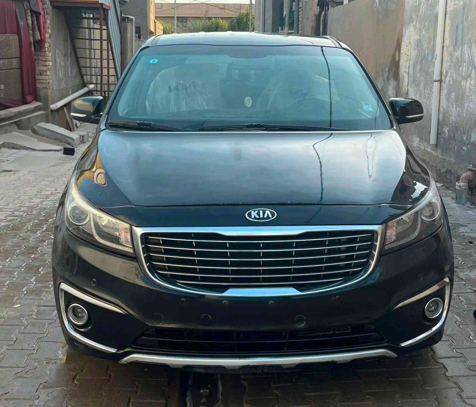 السلام علیکم
كيا سيدونا موديل 16 رقم واسط دولي تحويل ثاني يوم  وارد امريكي ضربته بنيد وجاملغ (بنيد صبغ وجاملغ تبديل) صور الحادث مرفق مع سونار بالعراق نطخت باب سائق والدوسه ومصلحه وع كد الطخه نصبغت الدوسه والباقي ليبل واحد  بدون تبديل مكينه 6 اسلندر3300 GDl  7 راكب 3 قطع تبريد حداديه جديده باتري جديد السياره جاهزه للاخير مابيه اي نقص سعرها 168 وبيها مجال مكان سياره واسط للاستفسار اكثر الاتصال ع الرقم ***********
