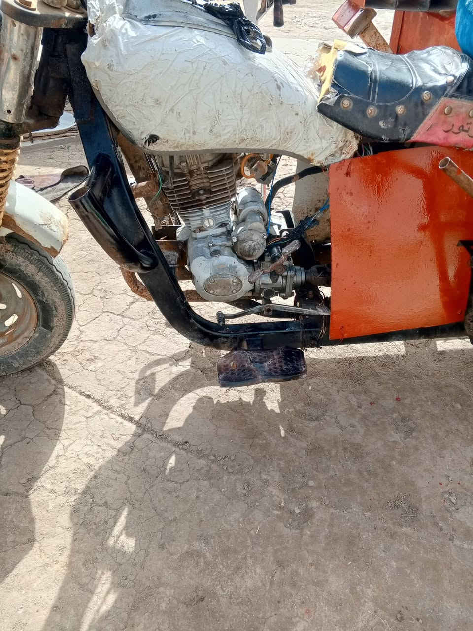 ستوته للبيع موديل 16 كلك مكفوله عشائر مابيها قطره خياس مكينه ناعمه تايرات جدد دبلات شغاله السعر 450 الف قفل مكاني دوايه. ‏‪0781 524 0818‬‏
